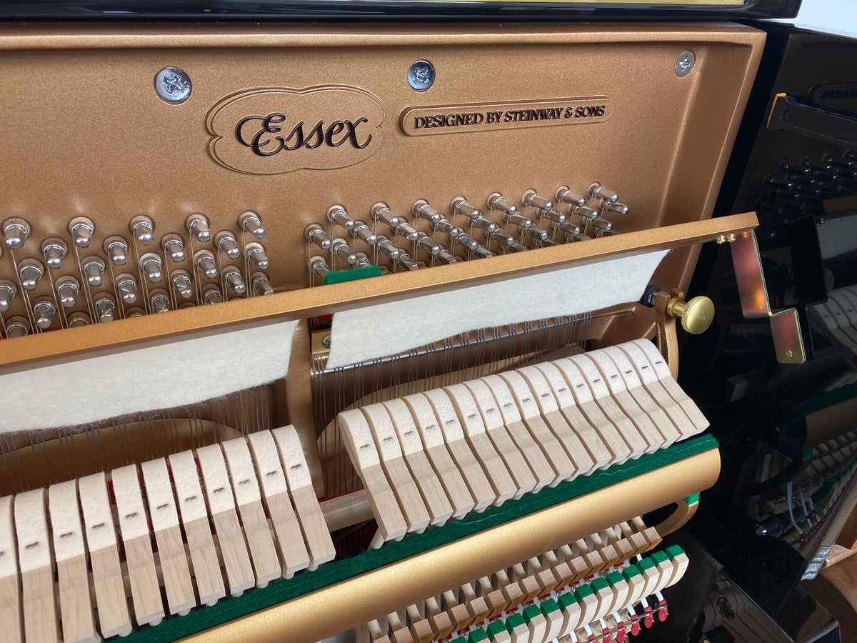 Pianino Essex - Steinway & Son