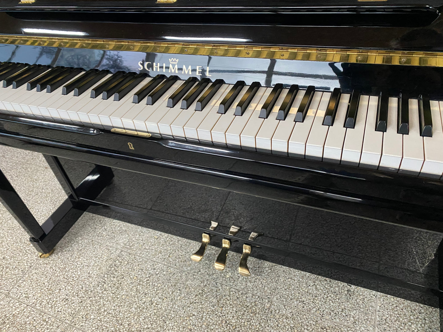 PIANINO SCHIMMEL 130 cm
