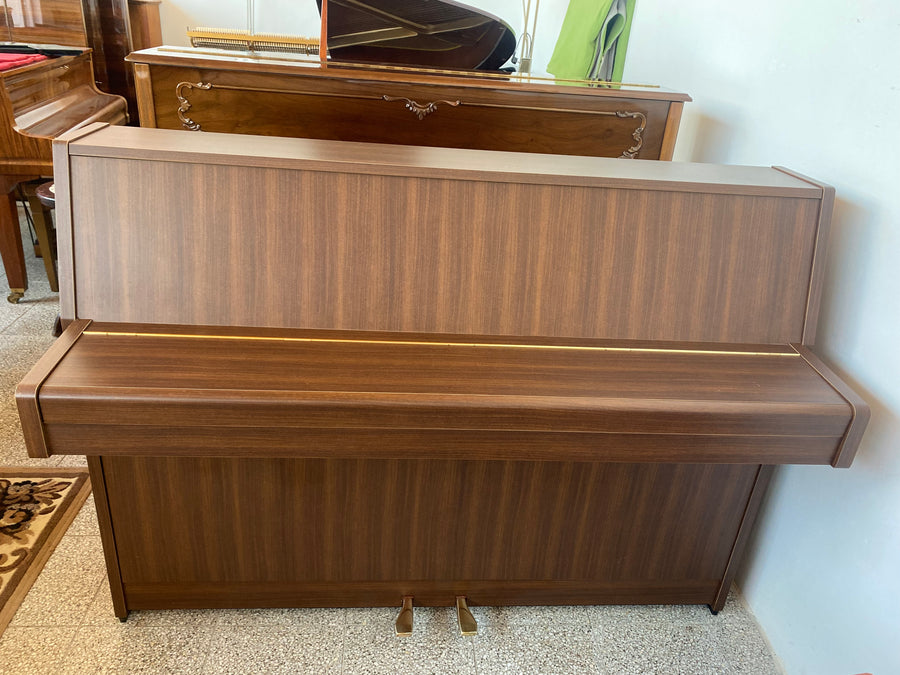 PIANINO YAMAHA LU-101