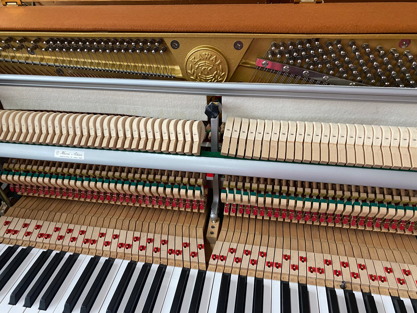 PIANINO KAWAI