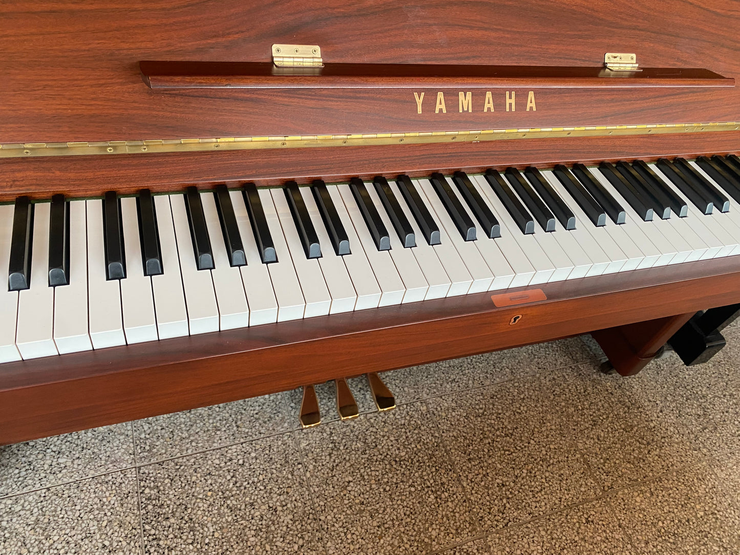 Pianino Yamaha 131