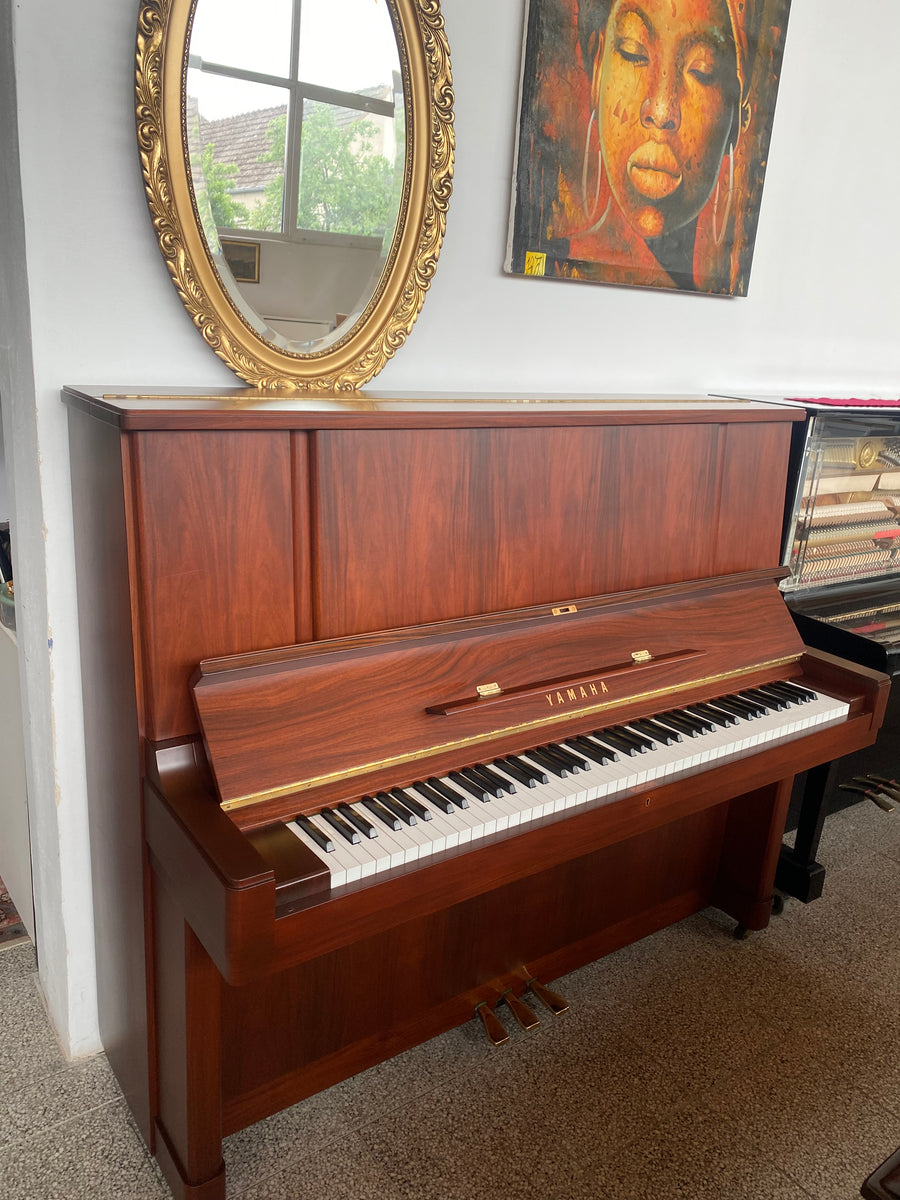 Pianino Yamaha 131