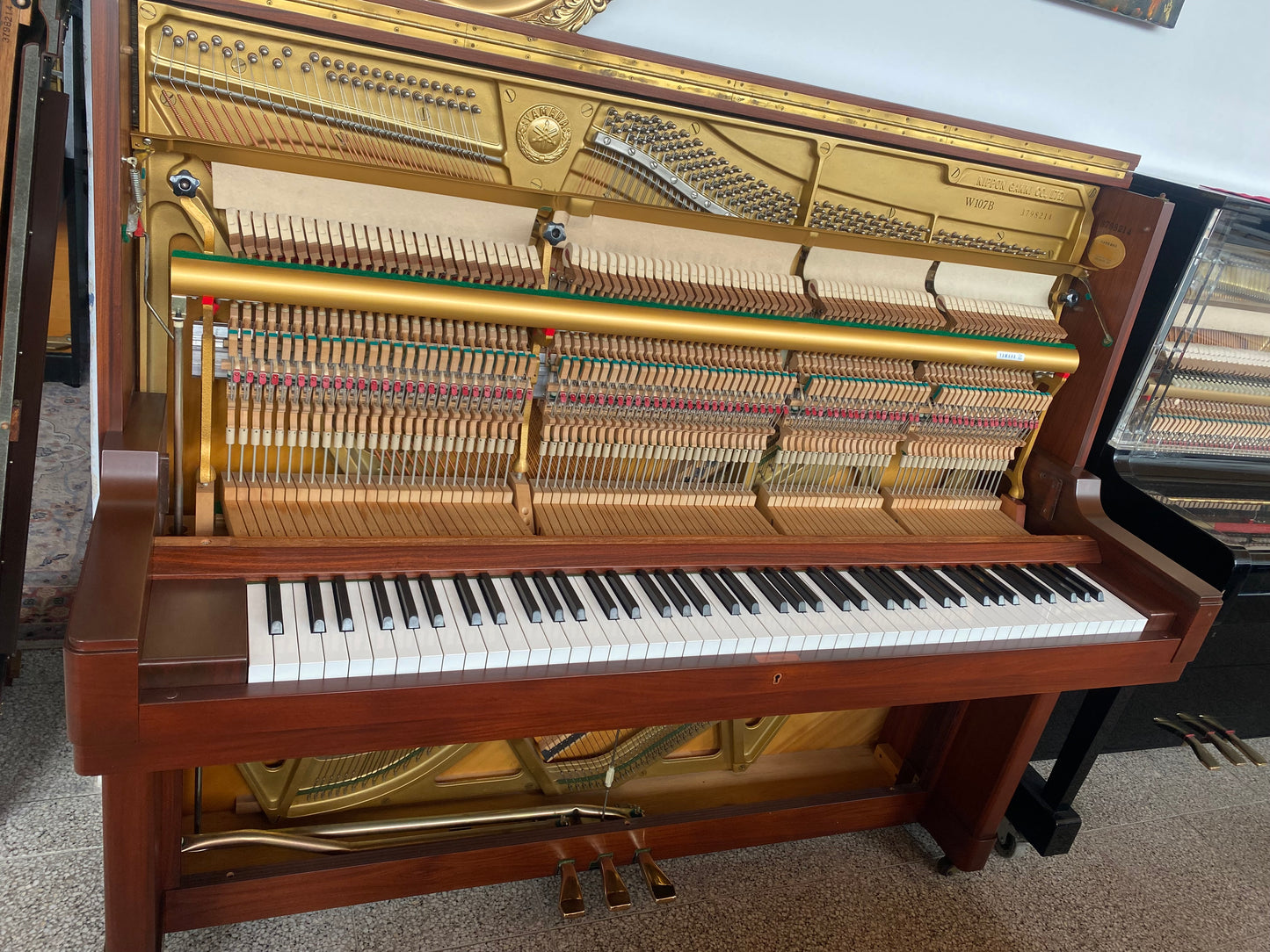 Pianino Yamaha 131