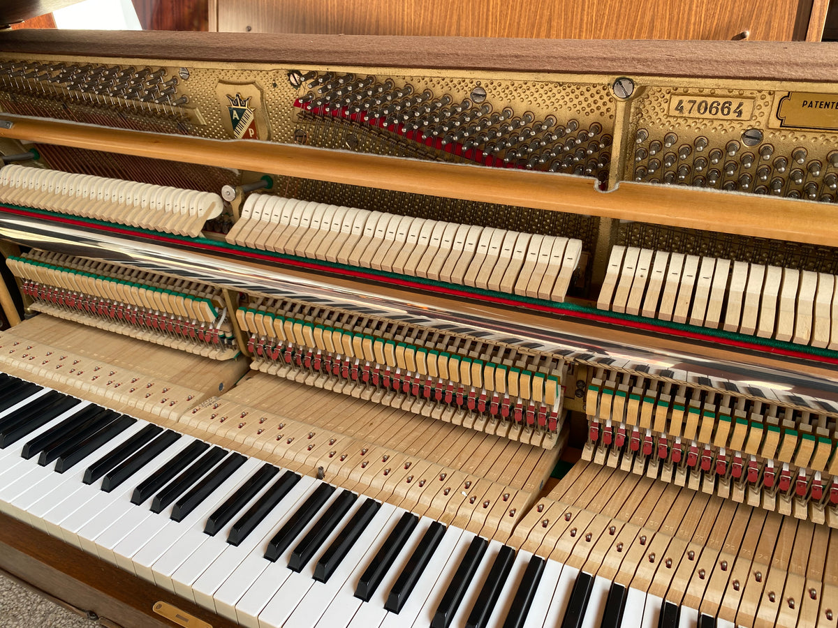 Pianino Petrof