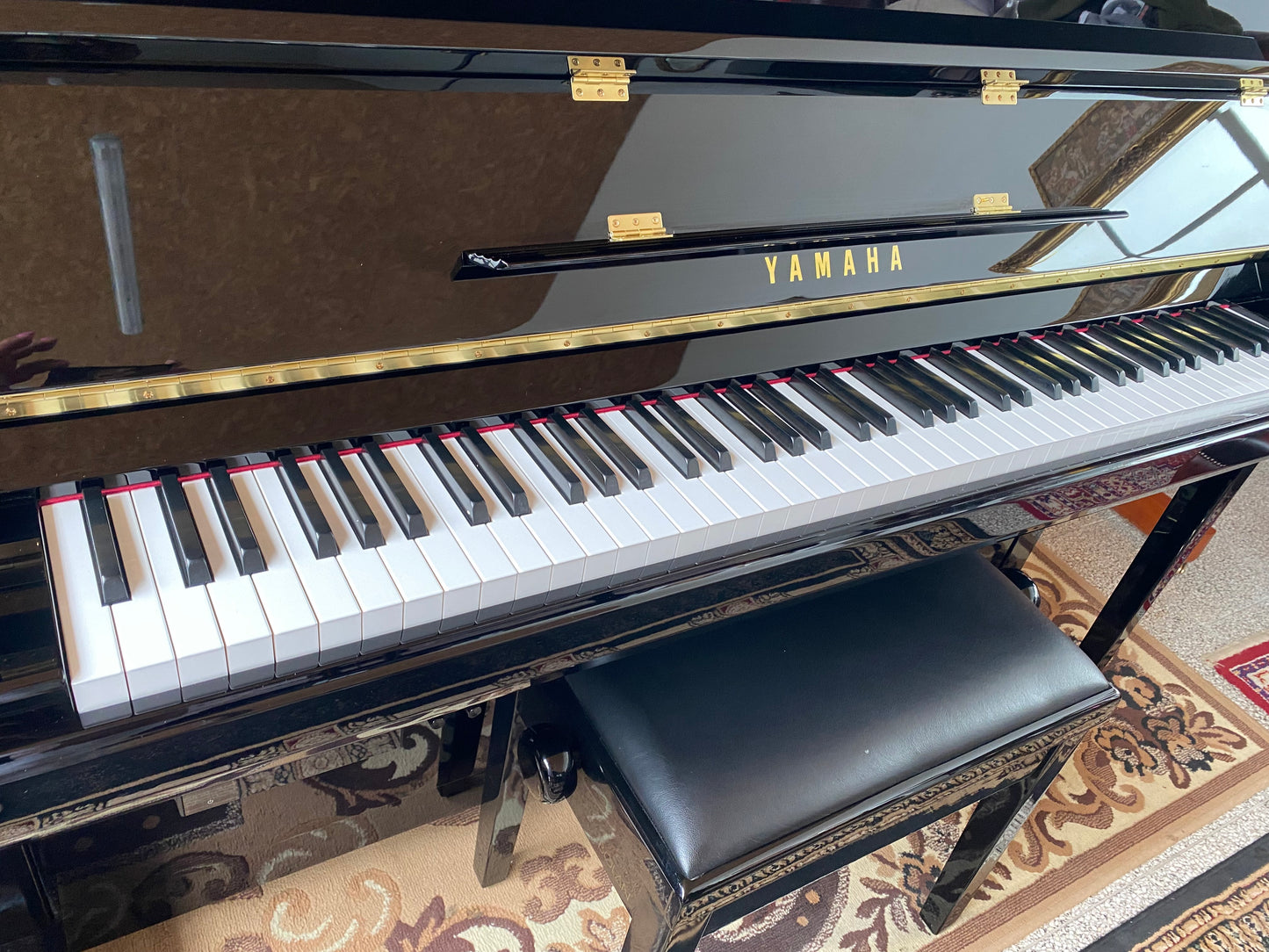 YAMAHA B3
