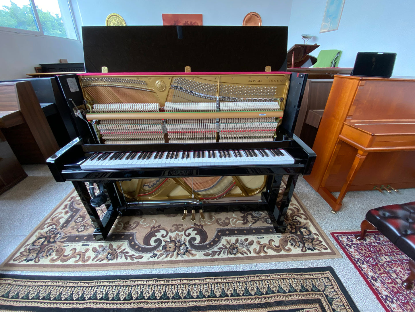 YAMAHA B3