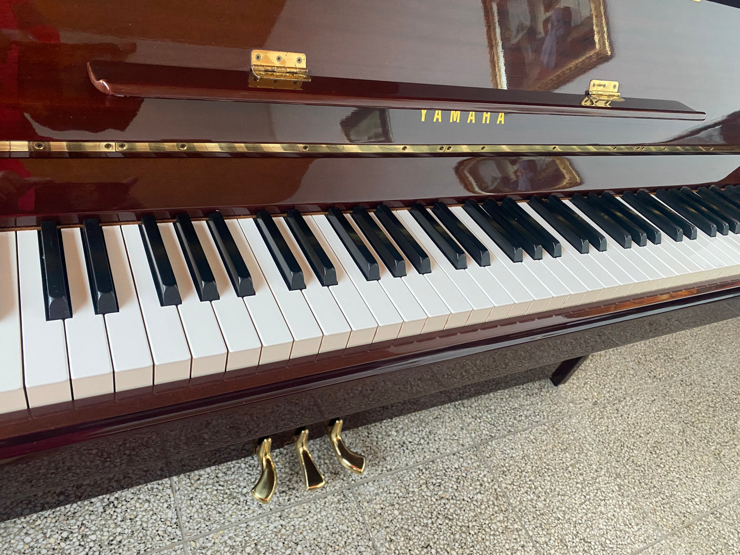 PIANINO YAMAHA