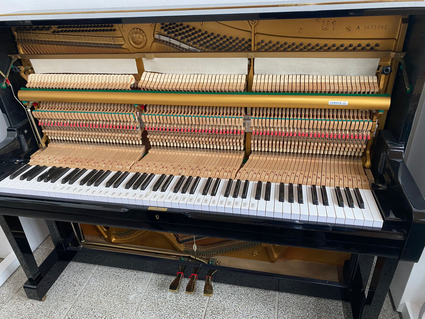 Pianino Yamaha U1
