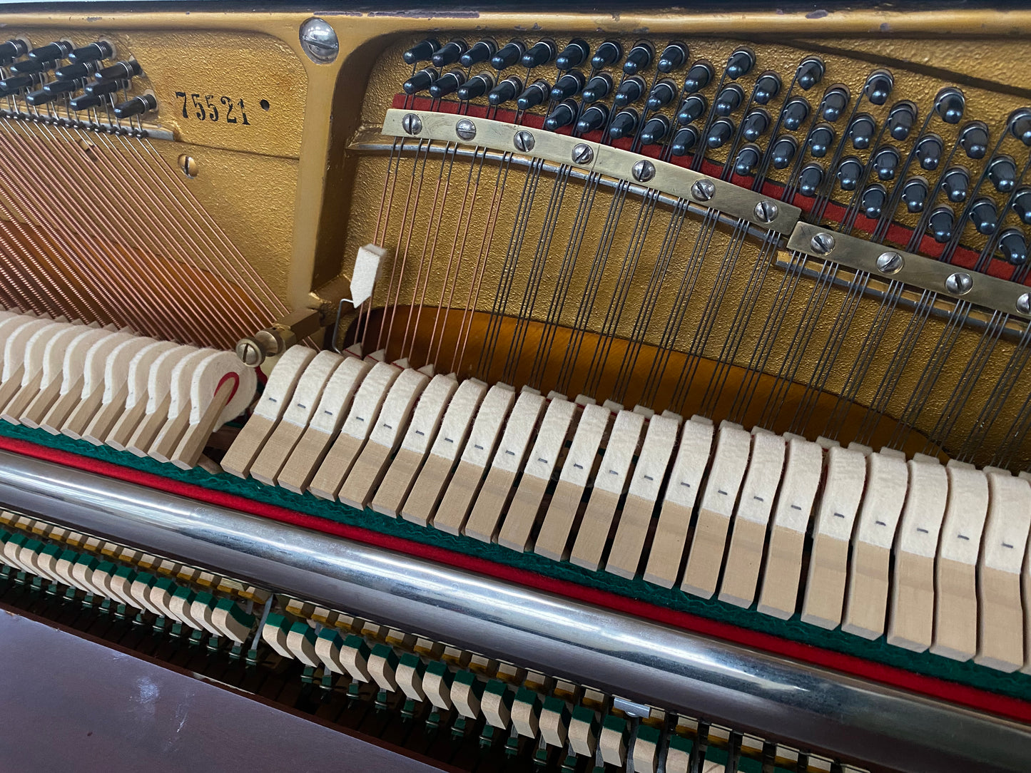 PIANINO GROTIAN STEINWEG