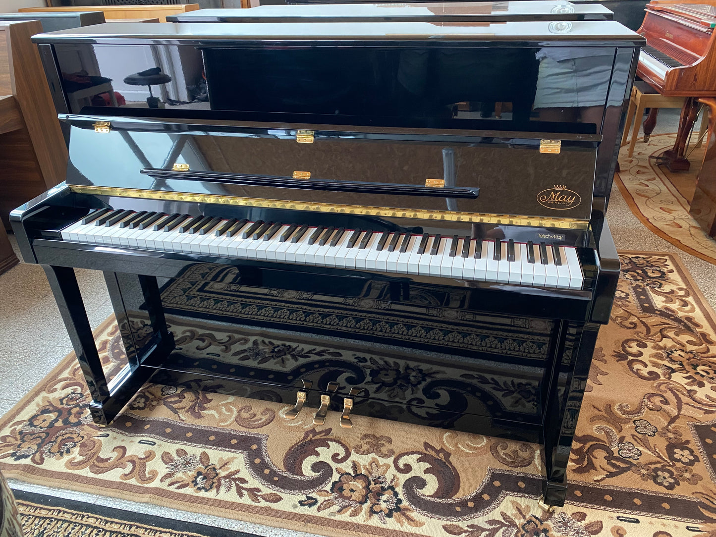 Pianino May Berlin