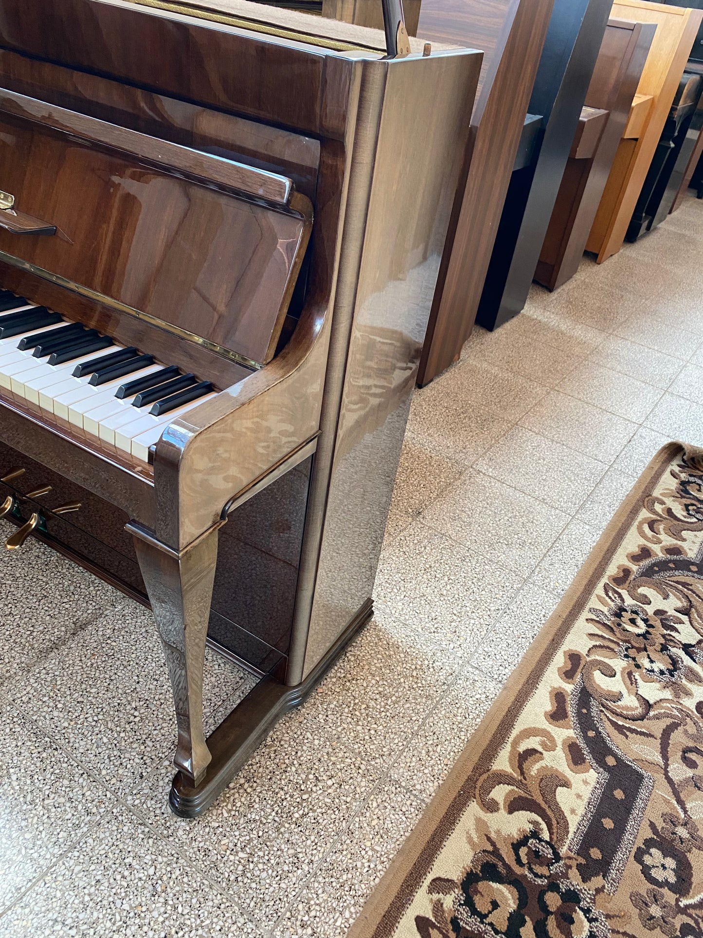 PIANINO WEINBACH