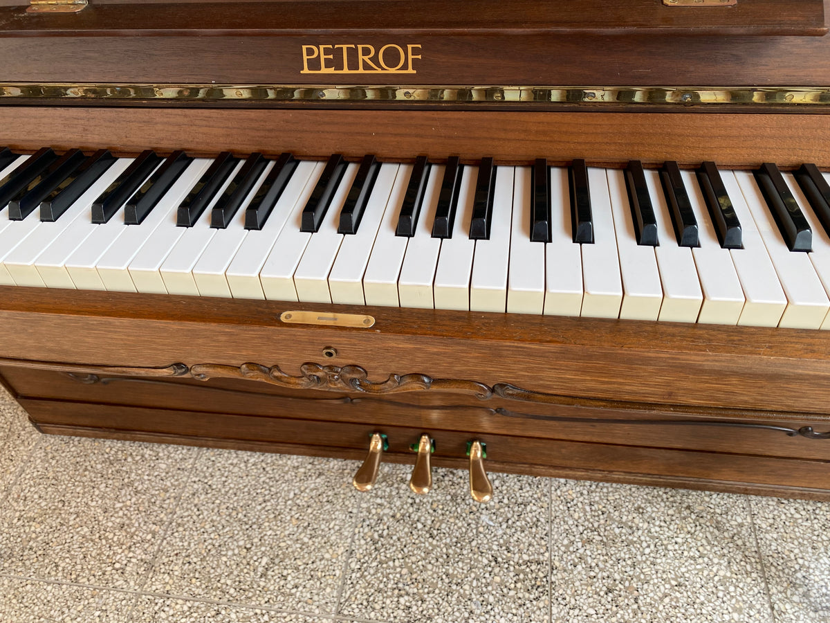 Pianino Petrof