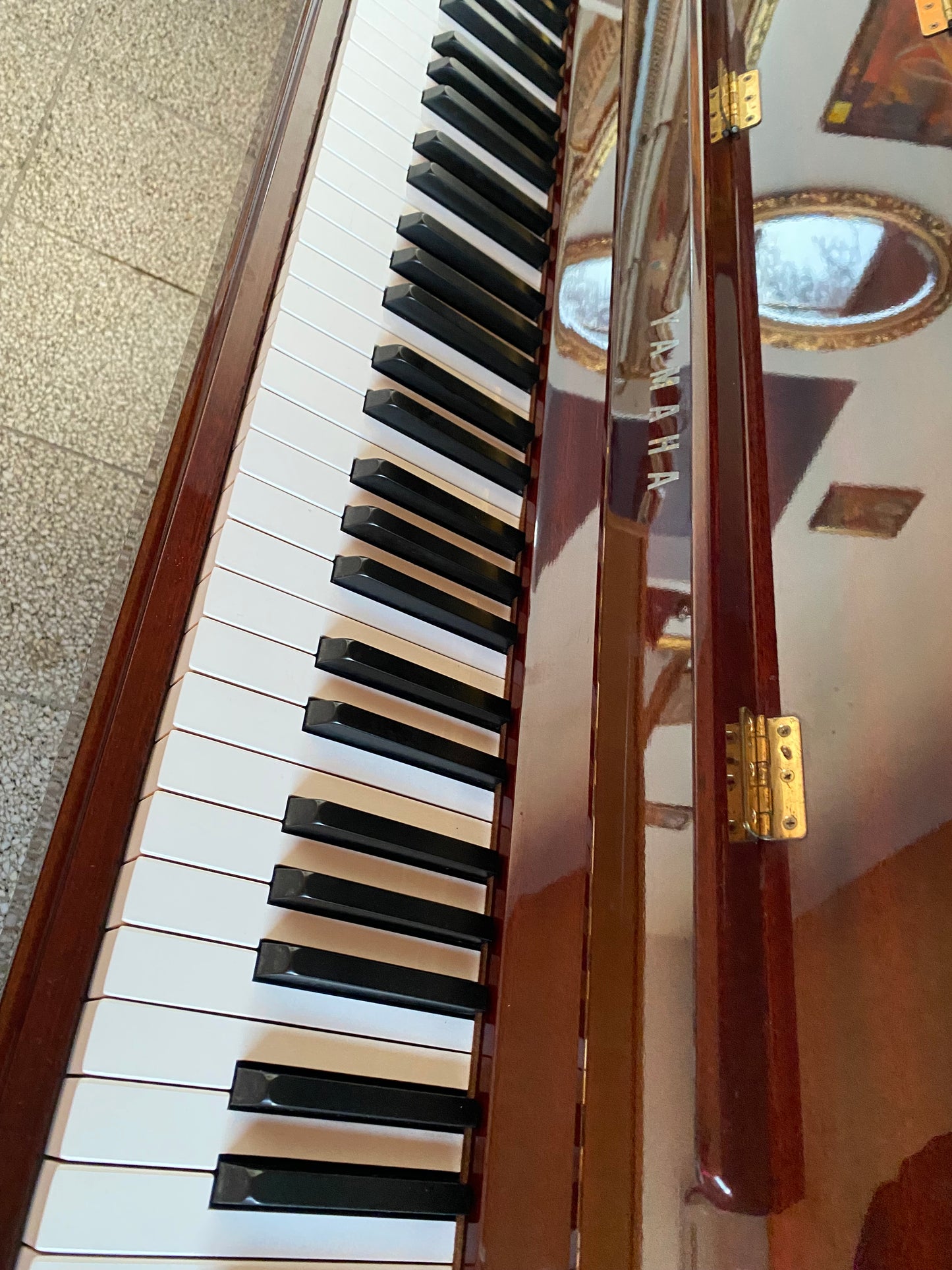 PIANINO YAMAHA M1J