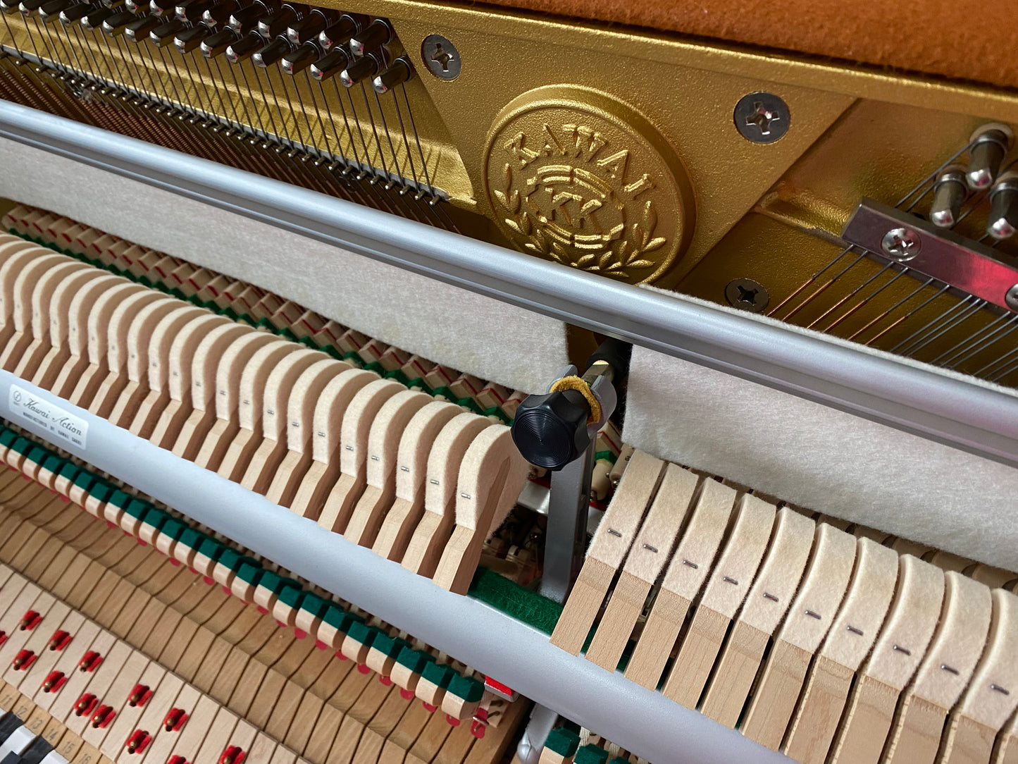 PIANINO KAWAI
