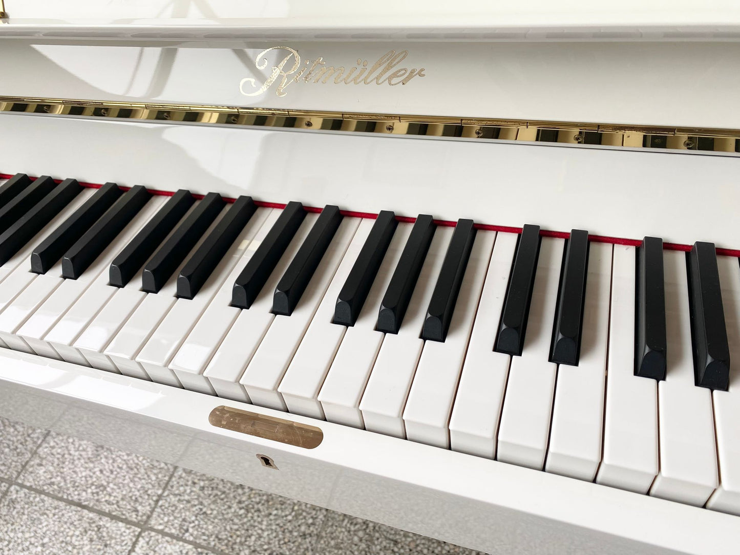 Pianino Kawai